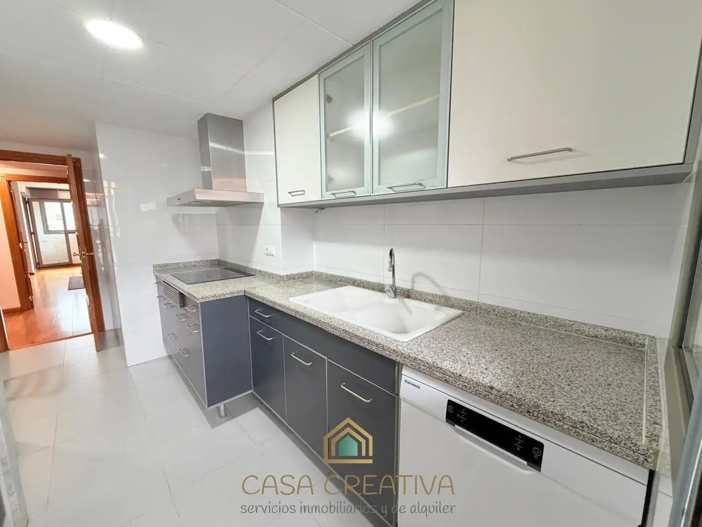 Cuina de Pis de lloguer en Valencia amb Aire condicionat, Calefacció i Terrassa