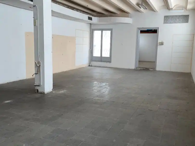 Industriegebäude zum Verkauf in Escultor Llimona 52, imagen 5