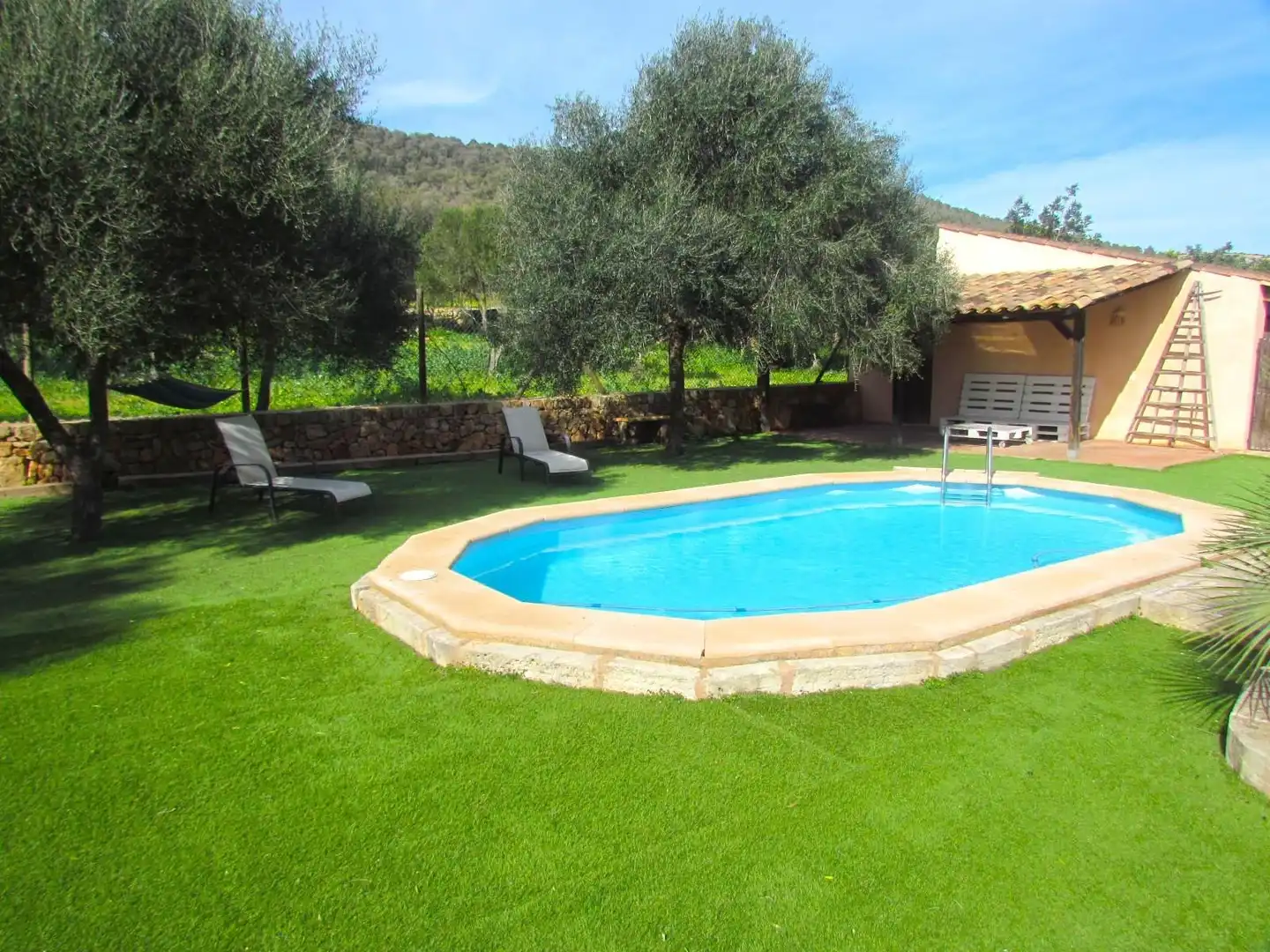 Piscina de Finca rústica de alquiler en Santa Eugènia con Aire acondicionado, Jardín privado y Terraza