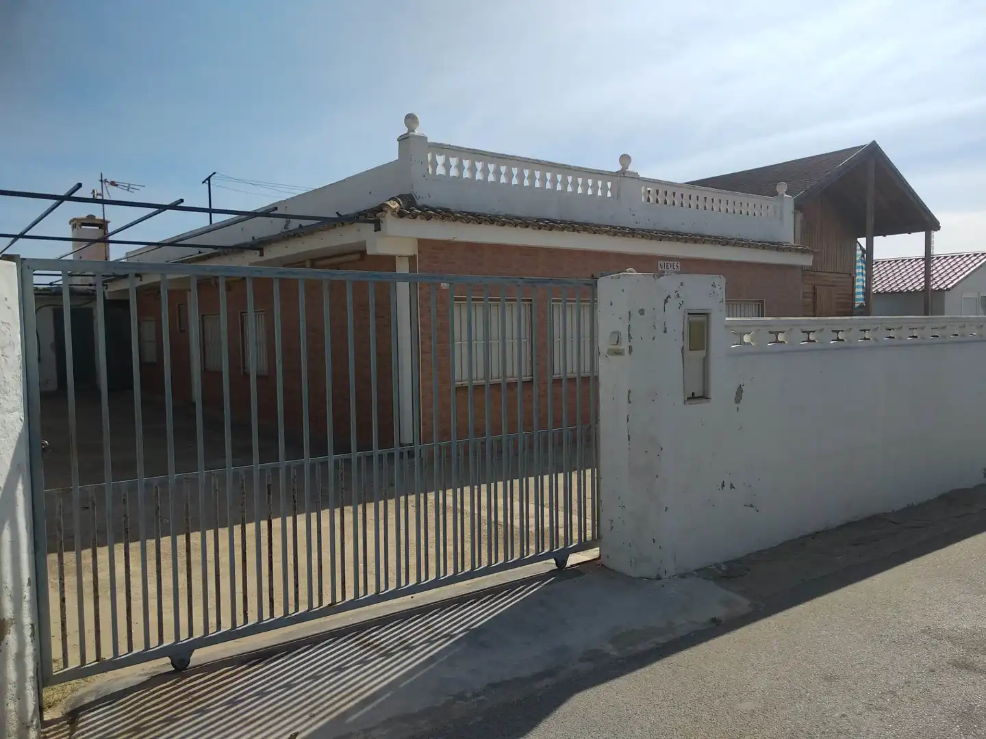 Vista exterior de Casa o xalet en venda en Cullera amb Terrassa i Alarma