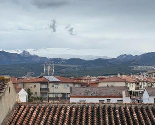 Vista exterior de Àtic en venda en Ogíjares amb Calefacció, Terrassa i Traster