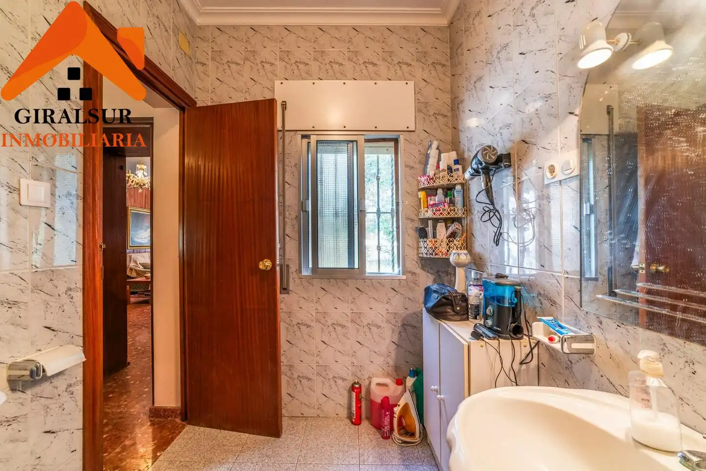 Bany de Casa o xalet en venda en Alcalá de Guadaira amb Aire condicionat, Jardí privat i Terrassa