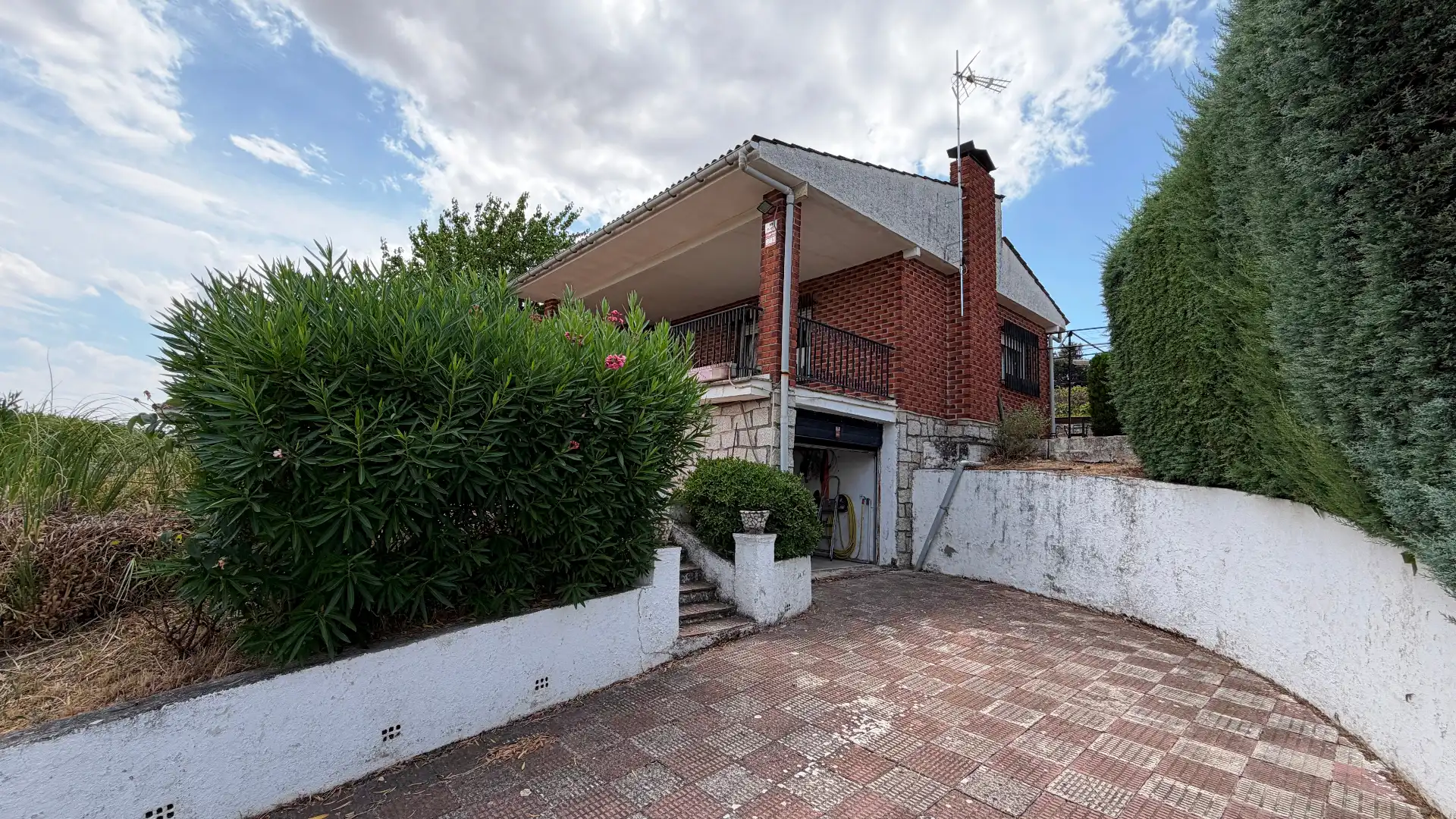 Exterior view of Houses for sale in Santa Cruz del Retamar  with Private garden, Terrace and Swimming Pool
