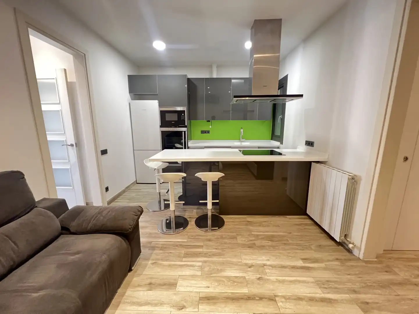 Cocina de Piso en venta en Barcelona con Calefacción, Parquet y Balcón