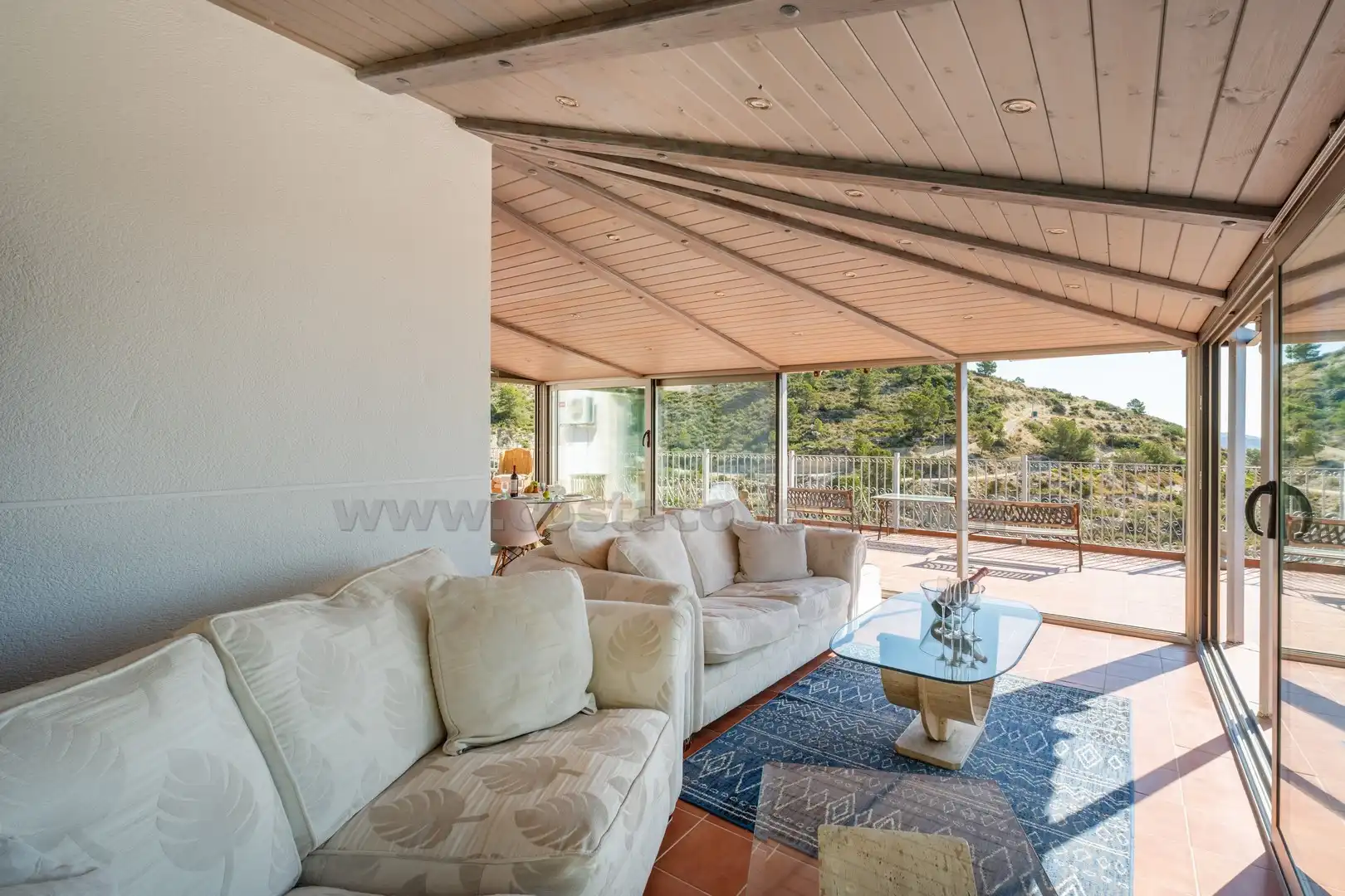 Sala de estar de Casa o chalet en venta en Relleu con Aire acondicionado, Jardín privado y Terraza