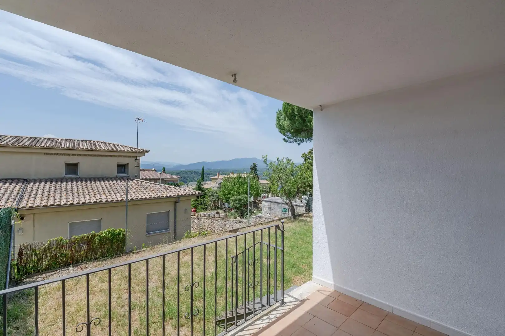 Balcony of Houses for rent in Girona  with Air Conditioner, Heating and Private garden