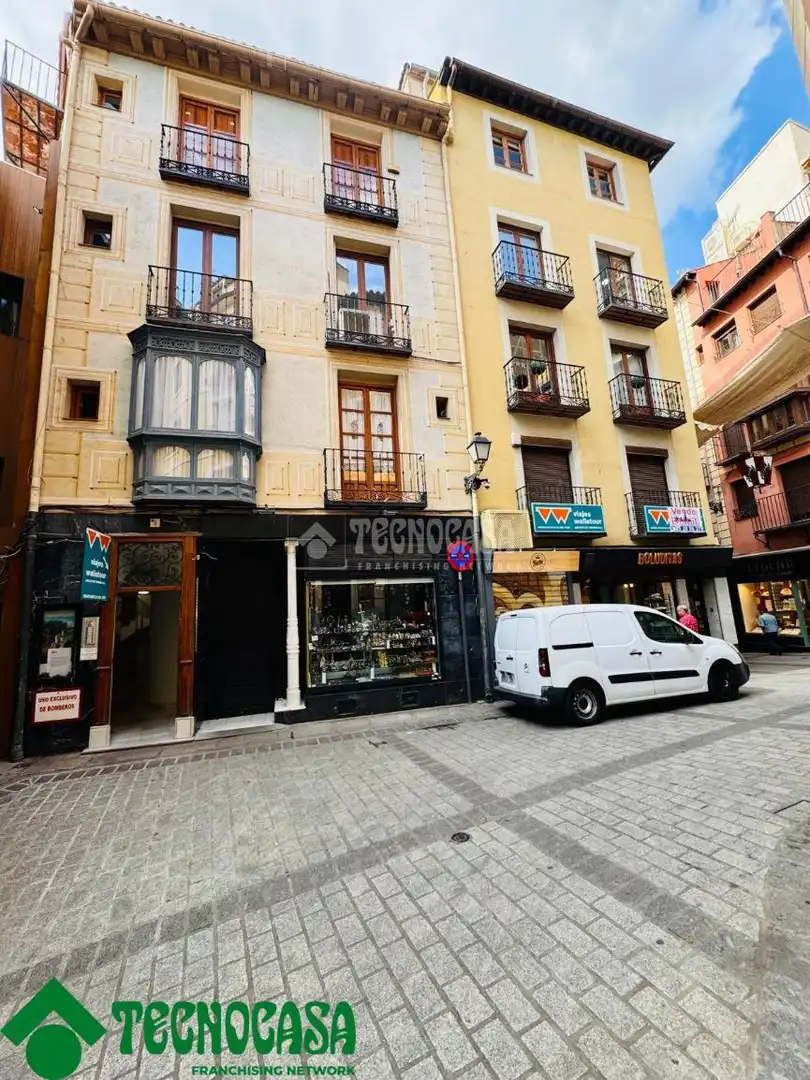 Vista exterior de Piso en venta en  Toledo Capital con Aire acondicionado, Calefacción y Balcón
