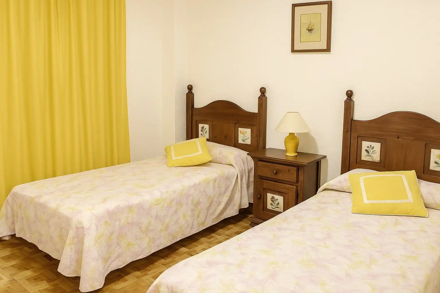 Dormitori de Apartament de lloguer en Peñíscola / Peníscola amb Calefacció, Terrassa i Moblat