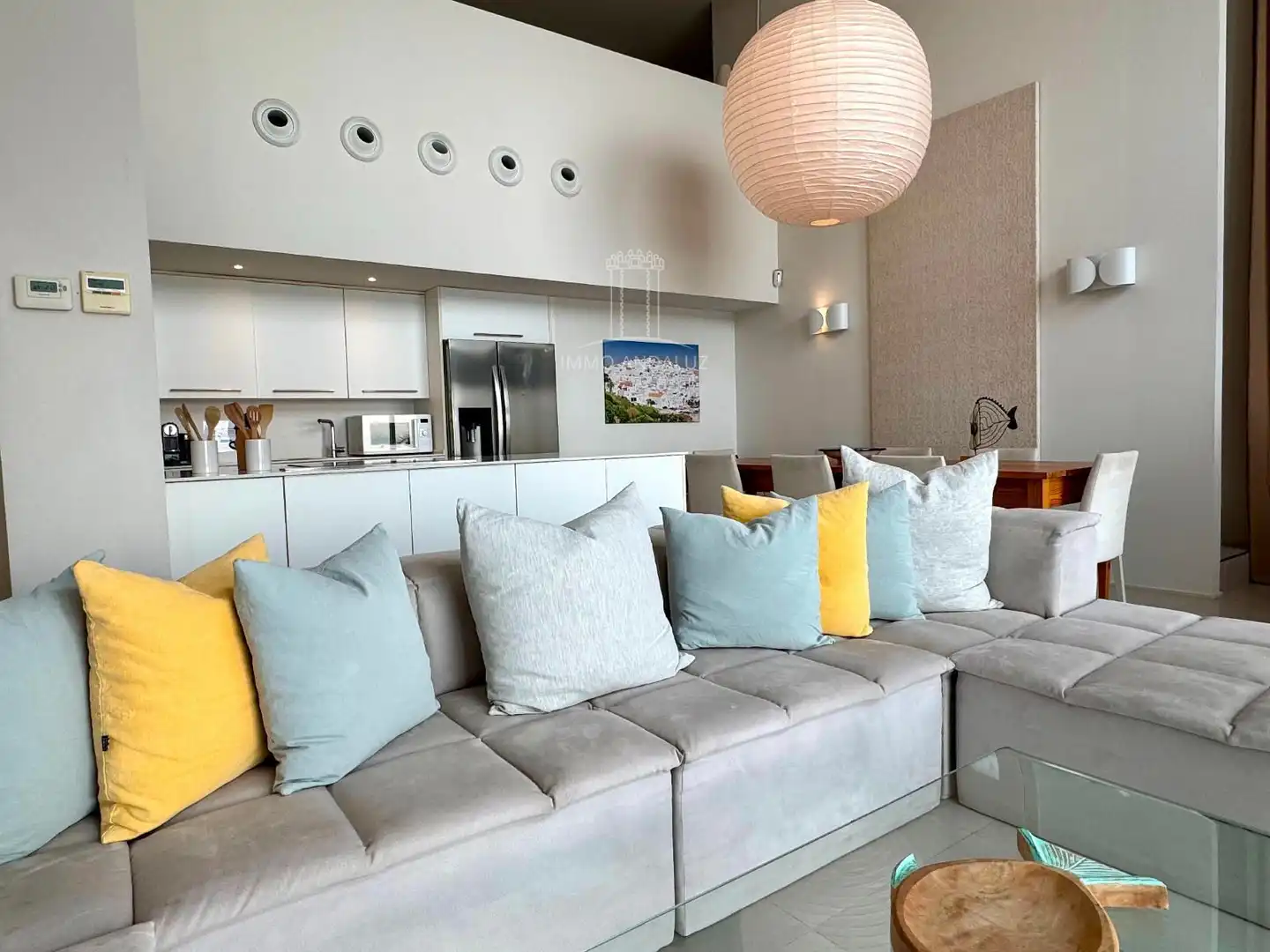 Living room of Houses for sale in Zahara de los Atunes  with Air Conditioner, Heating and Storage room