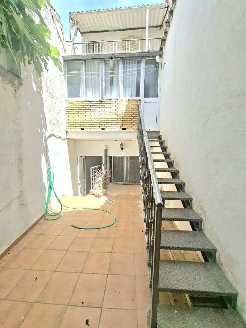 House with terrace for sale in Calle Coronada, imagen 2