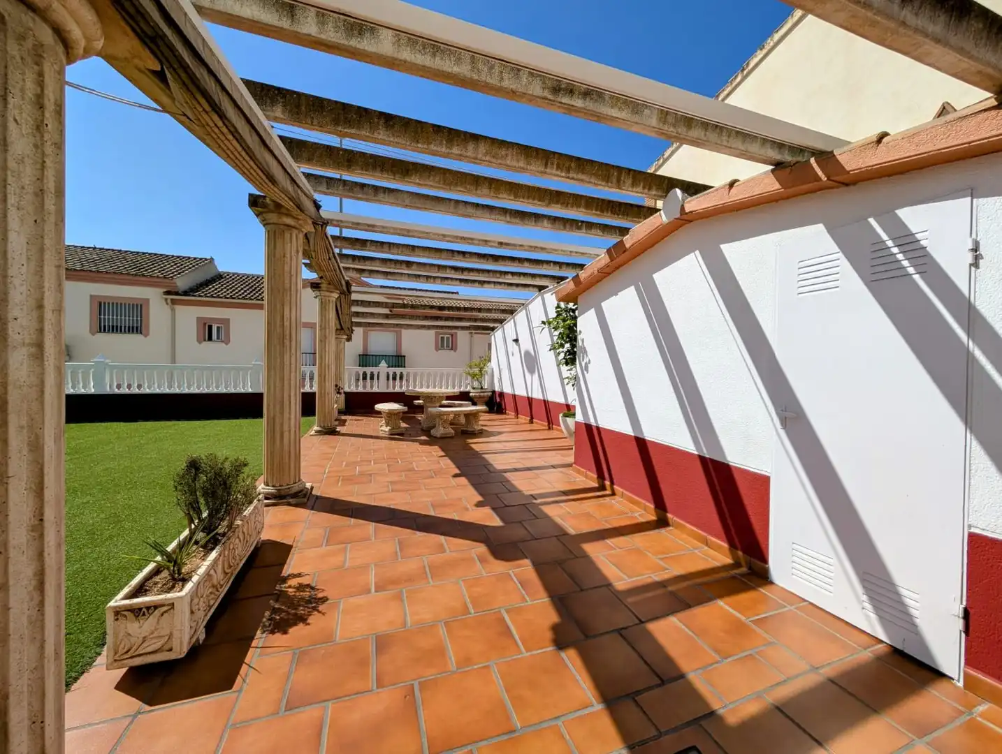 Terrassa de Casa o xalet en venda en Loja amb Terrassa i Piscina