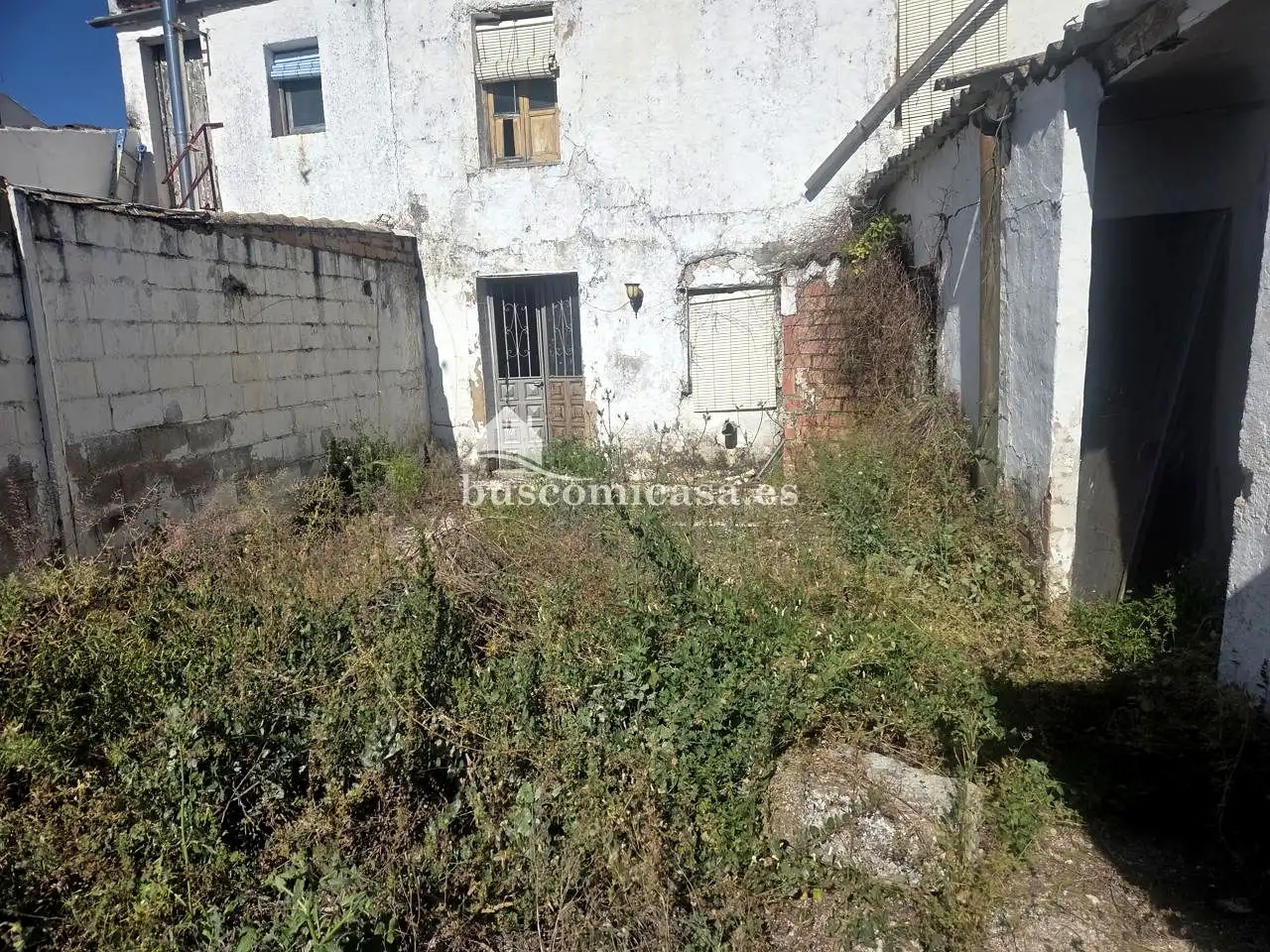 Detached homes for sale in Santiago de Calatrava