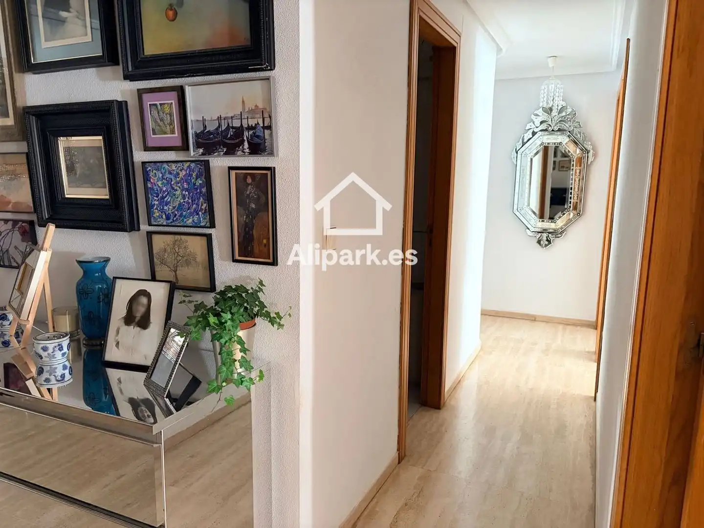 Flat for sale in Alicante / Alacant  with Air Conditioner and Terrace