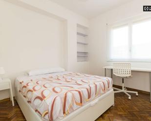 Bedroom of Flat to share in  Madrid Capital  with Air Conditioner and Terrace