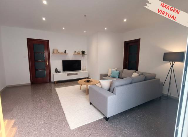 Piso en Venta en Carrer d'Amèrica en Can Parellada