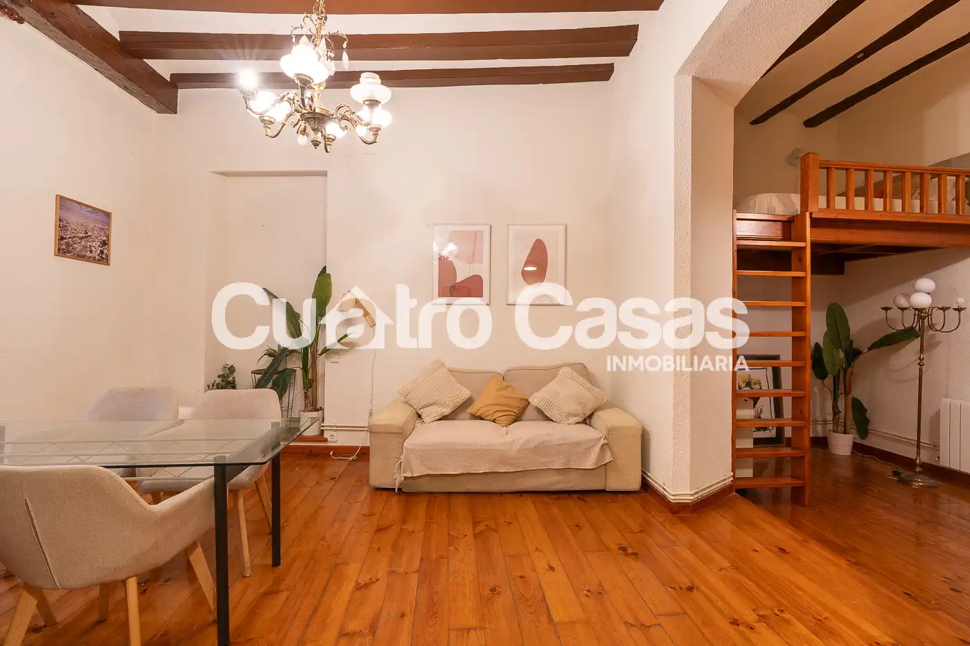 Living room of Flat for sale in  Barcelona Capital  with Air Conditioner, Heating and Parquet flooring