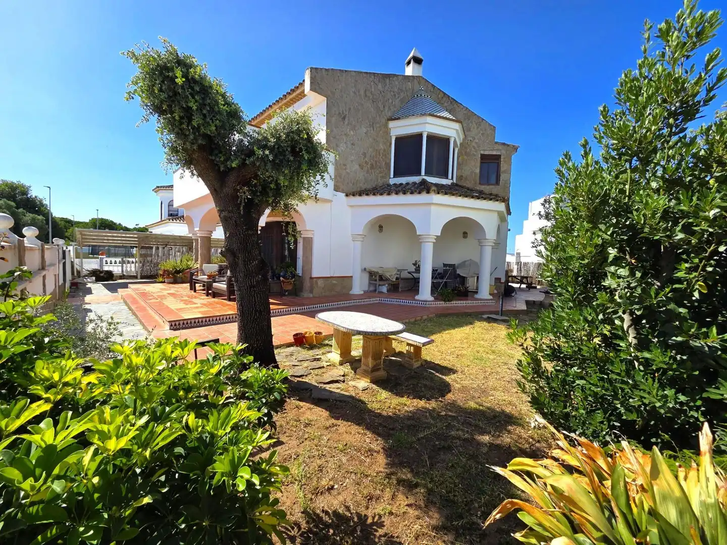 Chalet con piscina en venta en Las Lagunas - Campano, imagen 2