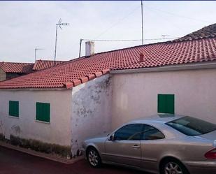 Exterior view of House or chalet for sale in Puentes Viejas