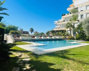 Piscina de Dúplex en venda en Marbella amb Terrassa i Piscina comunitària