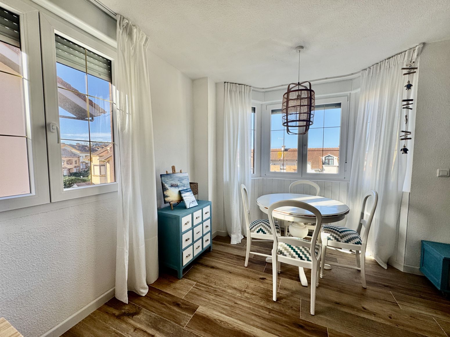 Menjador de Pis en venda en Miengo amb Calefacció, Jardí privat i Traster