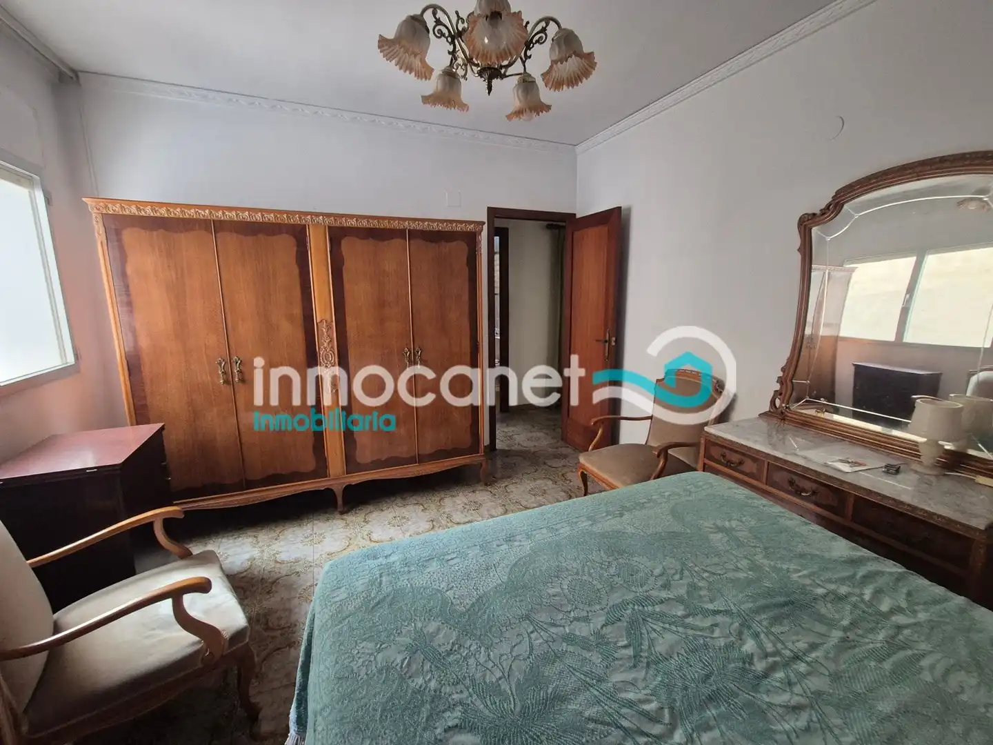 Schlafzimmer von Wohnungen zum Verkauf in Oliva mit Klimaanlage, Terrasse und Balkon