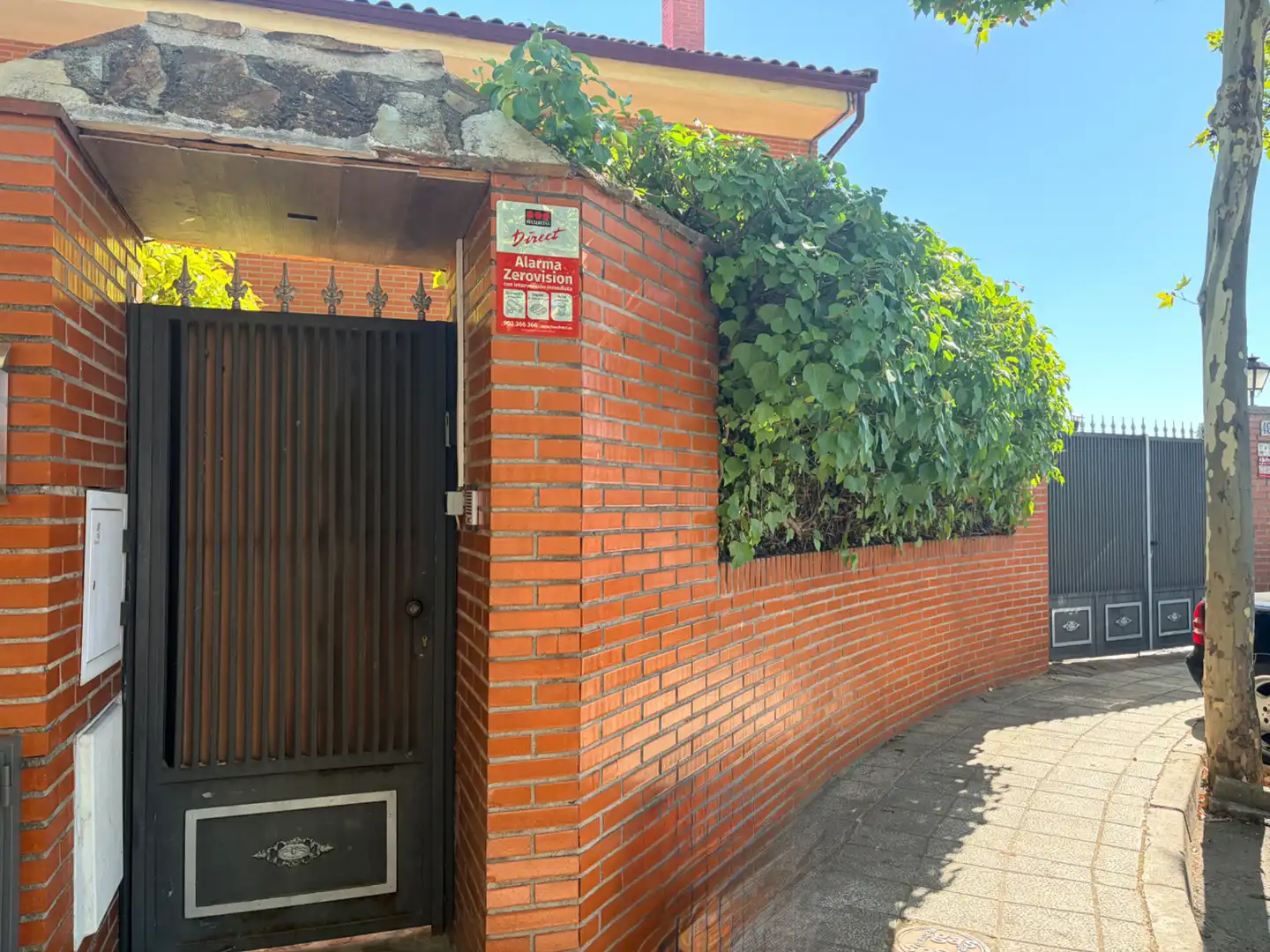Vista exterior de Apartamento de alquiler en Torrelodones con Calefacción, Jardín privado y Terraza