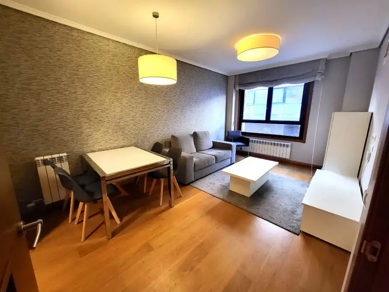 Apartamento de alquiler en Rúa Tomás A. Alonso, Berbés - Peritos