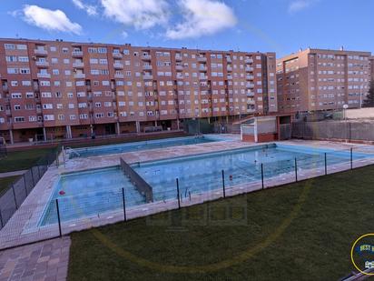 Swimming pool of Flat for sale in Cuenca Capital  with Heating, Private garden and Terrace