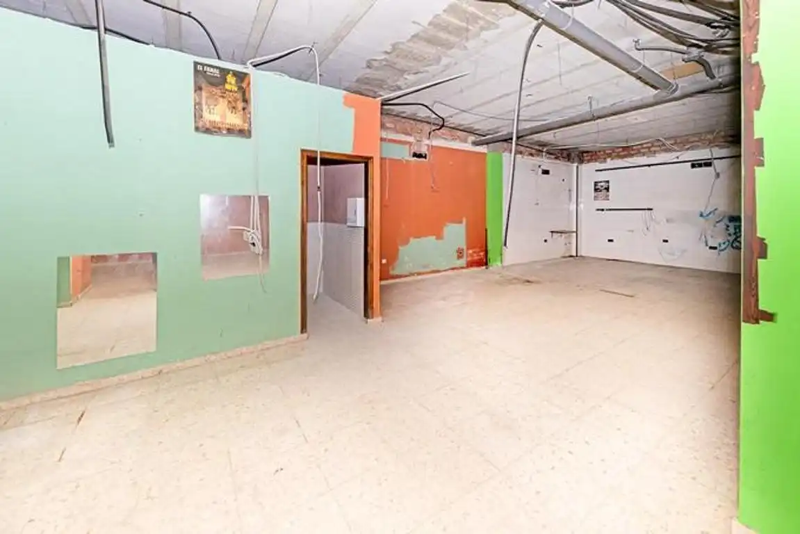 Edificio en venta en Sevilla con Alarma