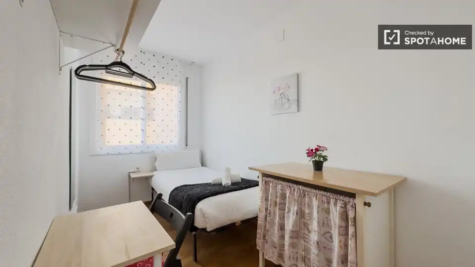 Room in El Coll
