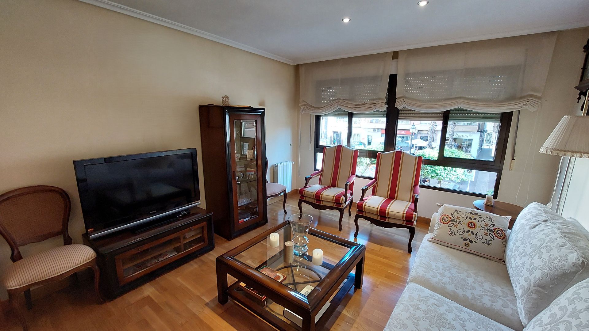 Living room of Flat for sale in  Murcia Capital  with Air Conditioner, Heating and Parquet flooring