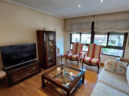 Living room of Flat for sale in  Murcia Capital  with Air Conditioner, Heating and Parquet flooring