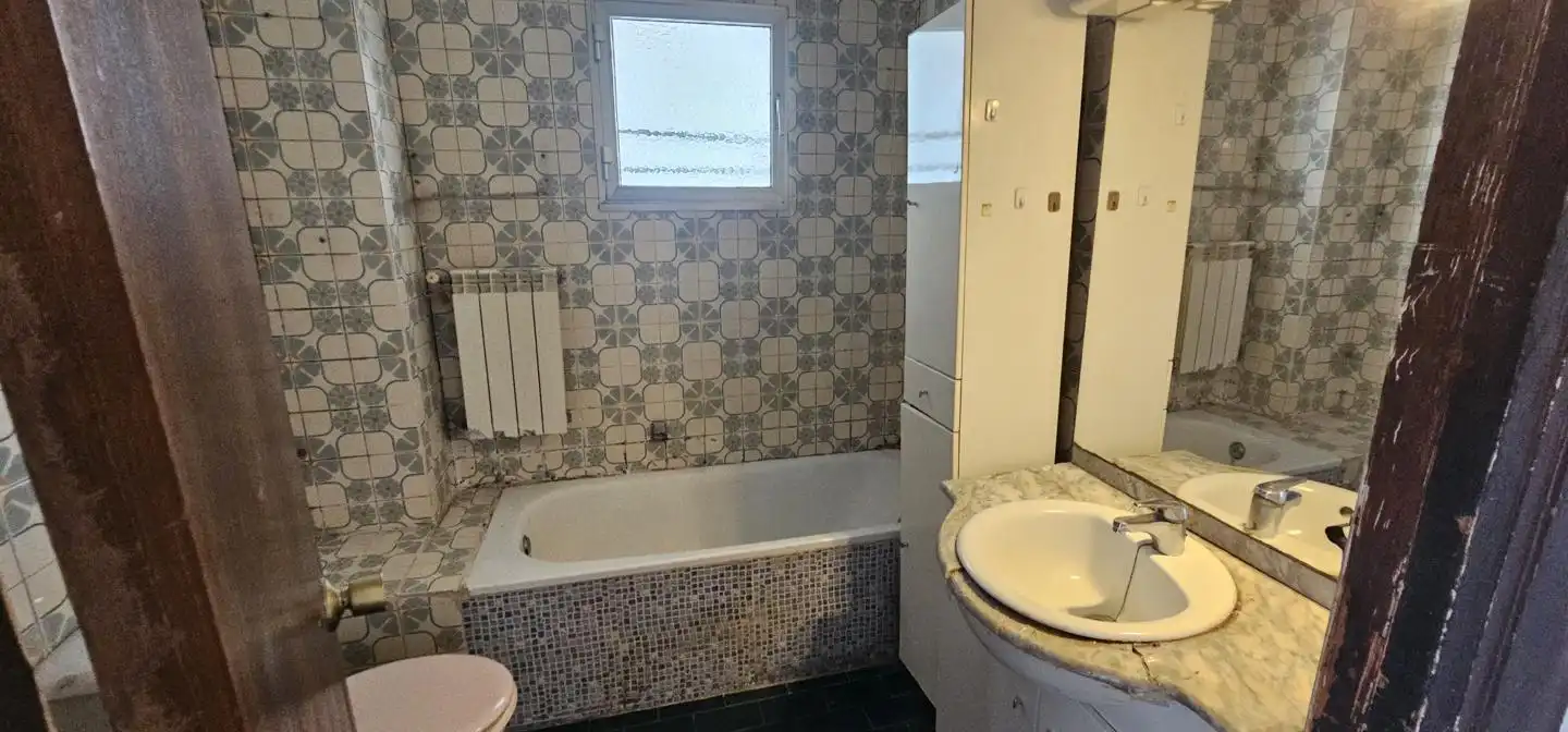 Badezimmer von Wohnung zum Verkauf in Fuenlabrada mit Terrasse