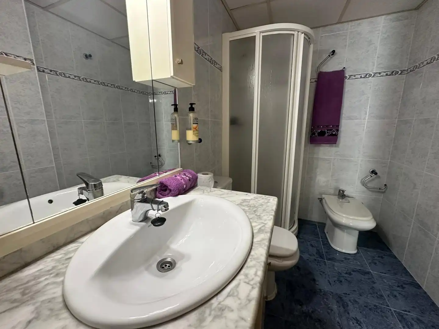 Bathroom of Flat for sale in Murcia  with Air Conditioner, Private garden and Storage room