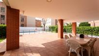 Swimming pool of Flat for sale in  Madrid Capital  with Air Conditioner