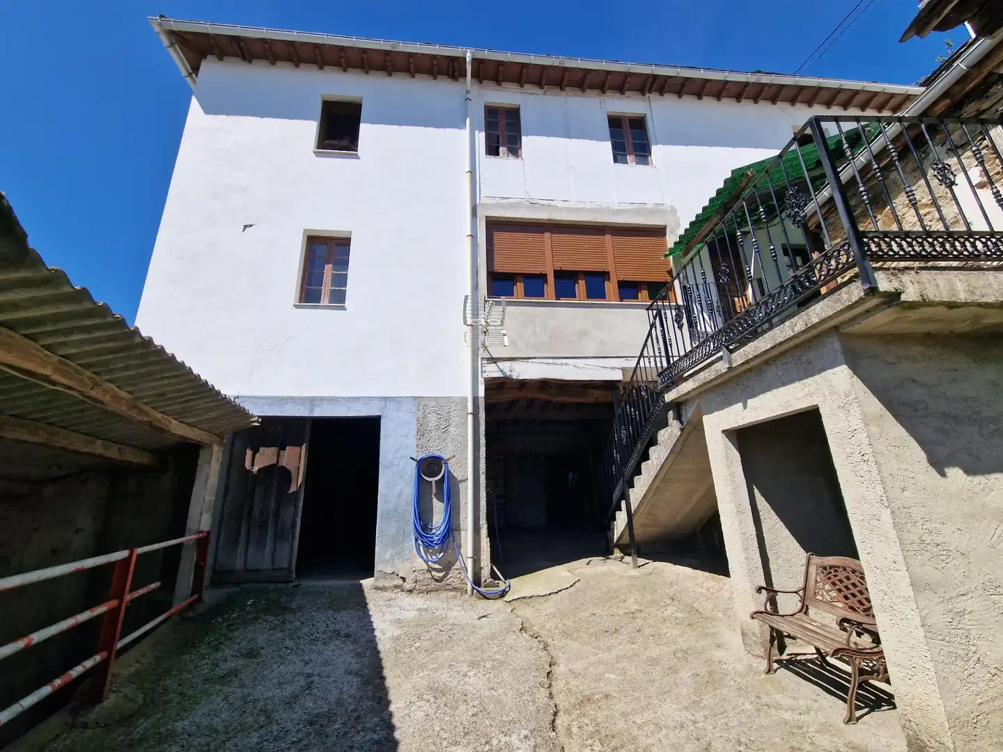 Vista exterior de Finca rústica en venta en Cangas del Narcea con Calefacción, Jardín privado y Terraza