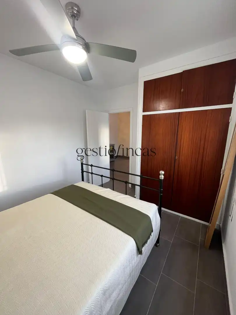 Apartments for rent in Avenida ENRIC GRANADOS, Regueral - Prat d'en Forés