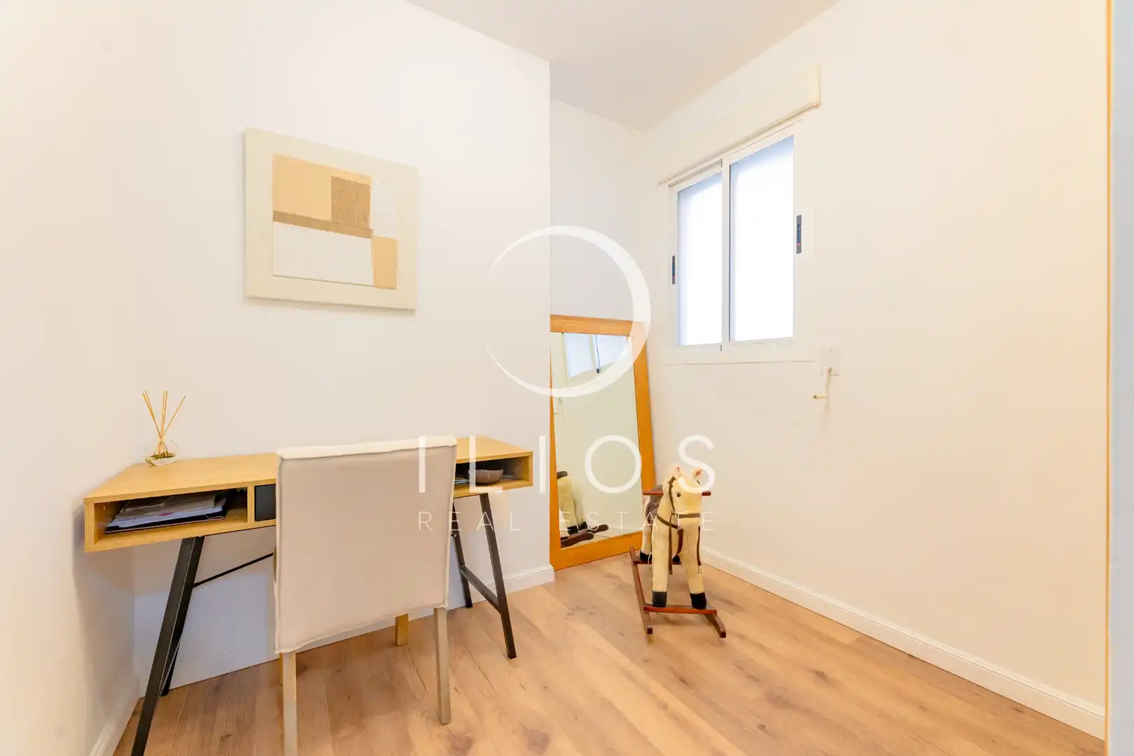 Schlafzimmer von Wohnung zum Verkauf in Chiva mit Klimaanlage, Parkett und Terrasse