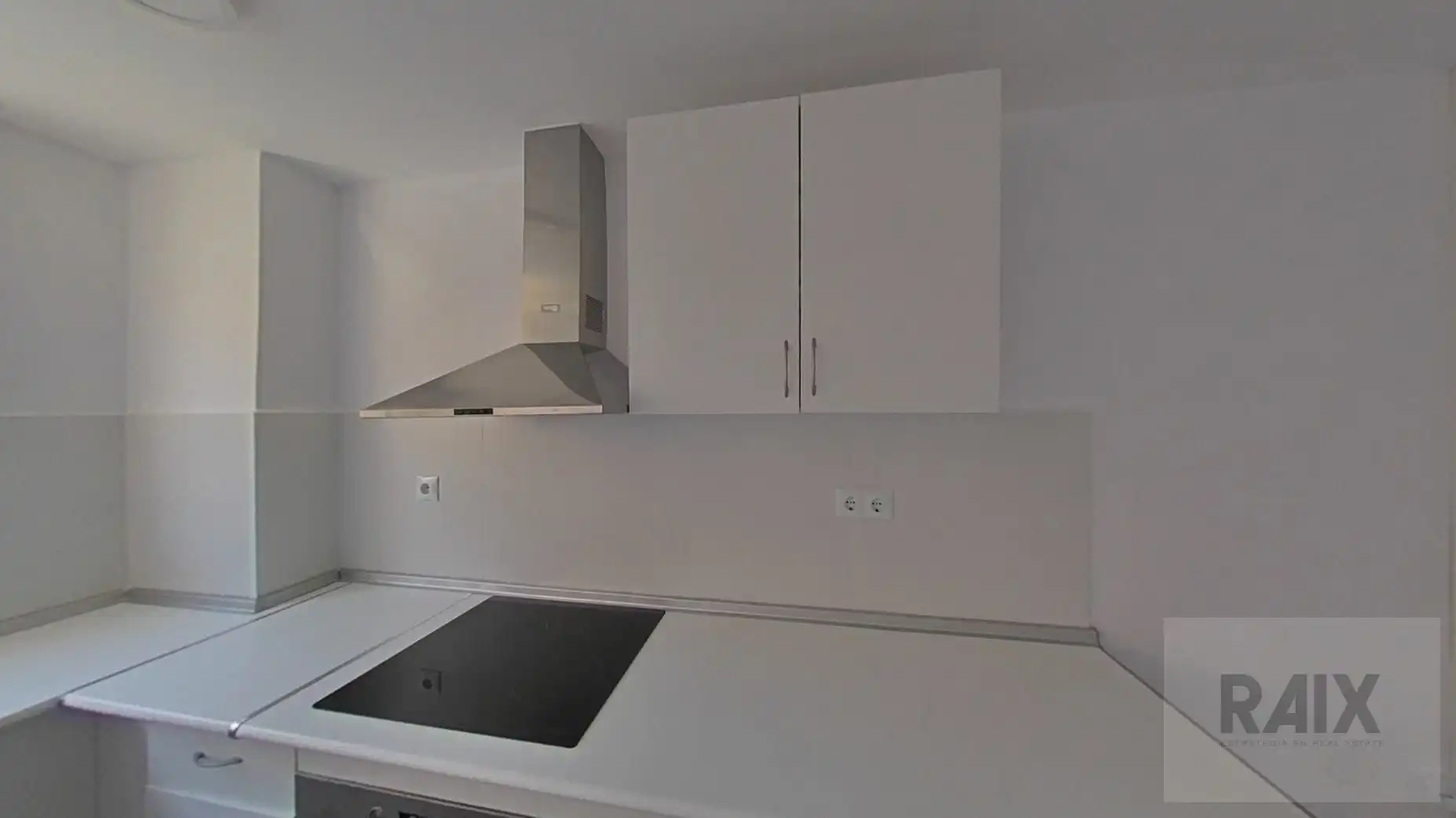 Cuina de Pis en venda en Sabadell amb Calefacció i Balcó