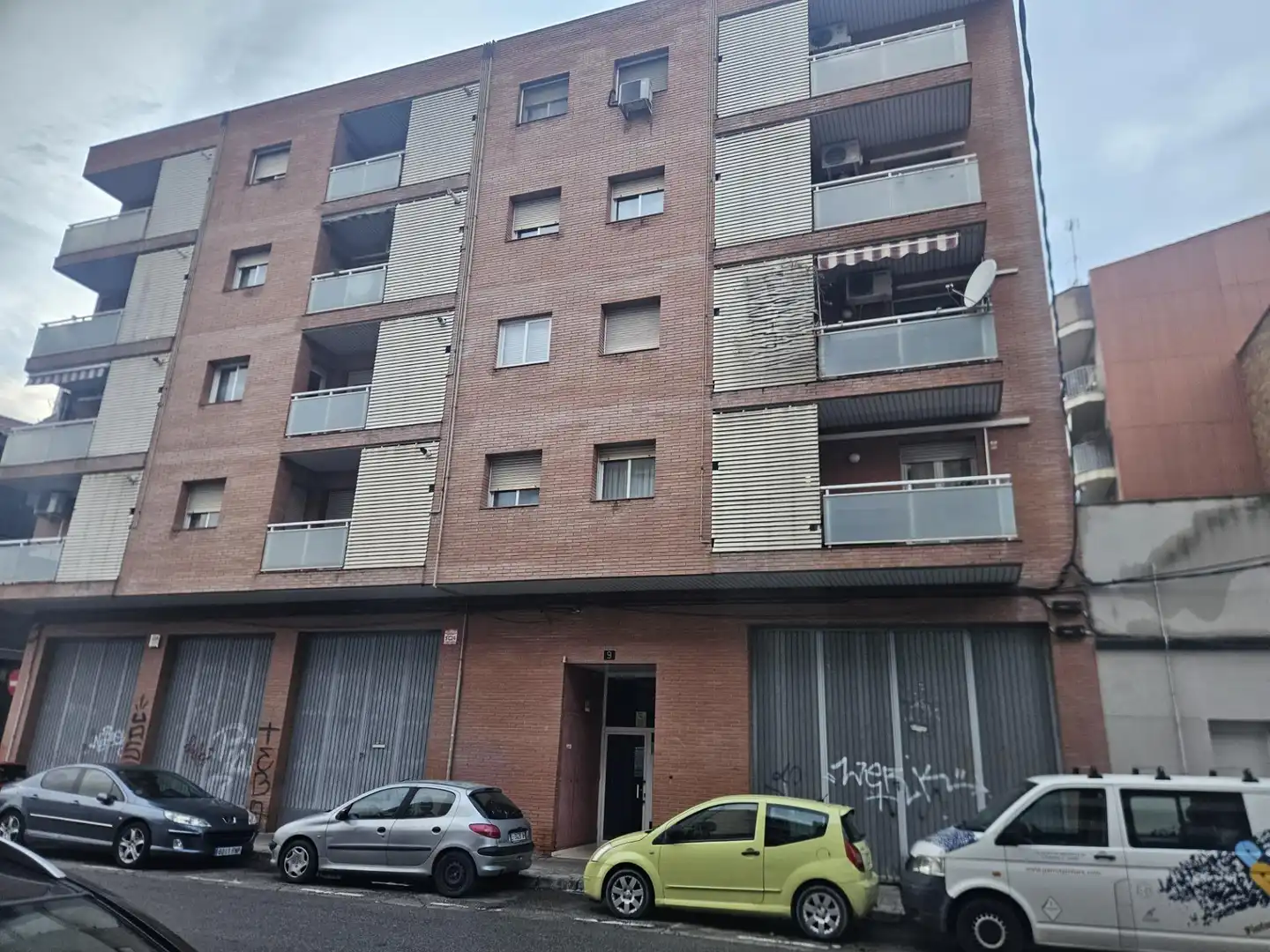 Gewerbefläche zum Verkauf in Carrer de Pere de Cavassèquia 9