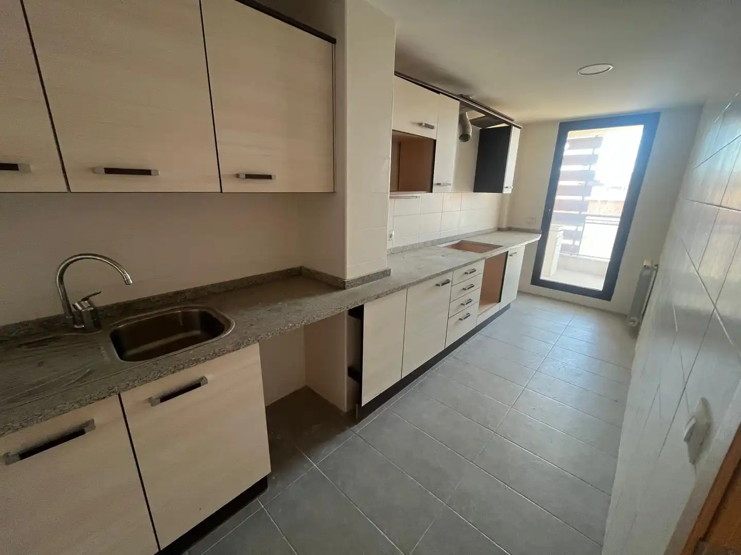 Cocina de Dúplex en venta en La Muela con Calefacción y Terraza