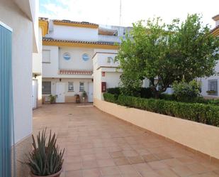 Exterior view of Single-family semi-detached to rent in Ogíjares  with Air Conditioner, Heating and Private garden