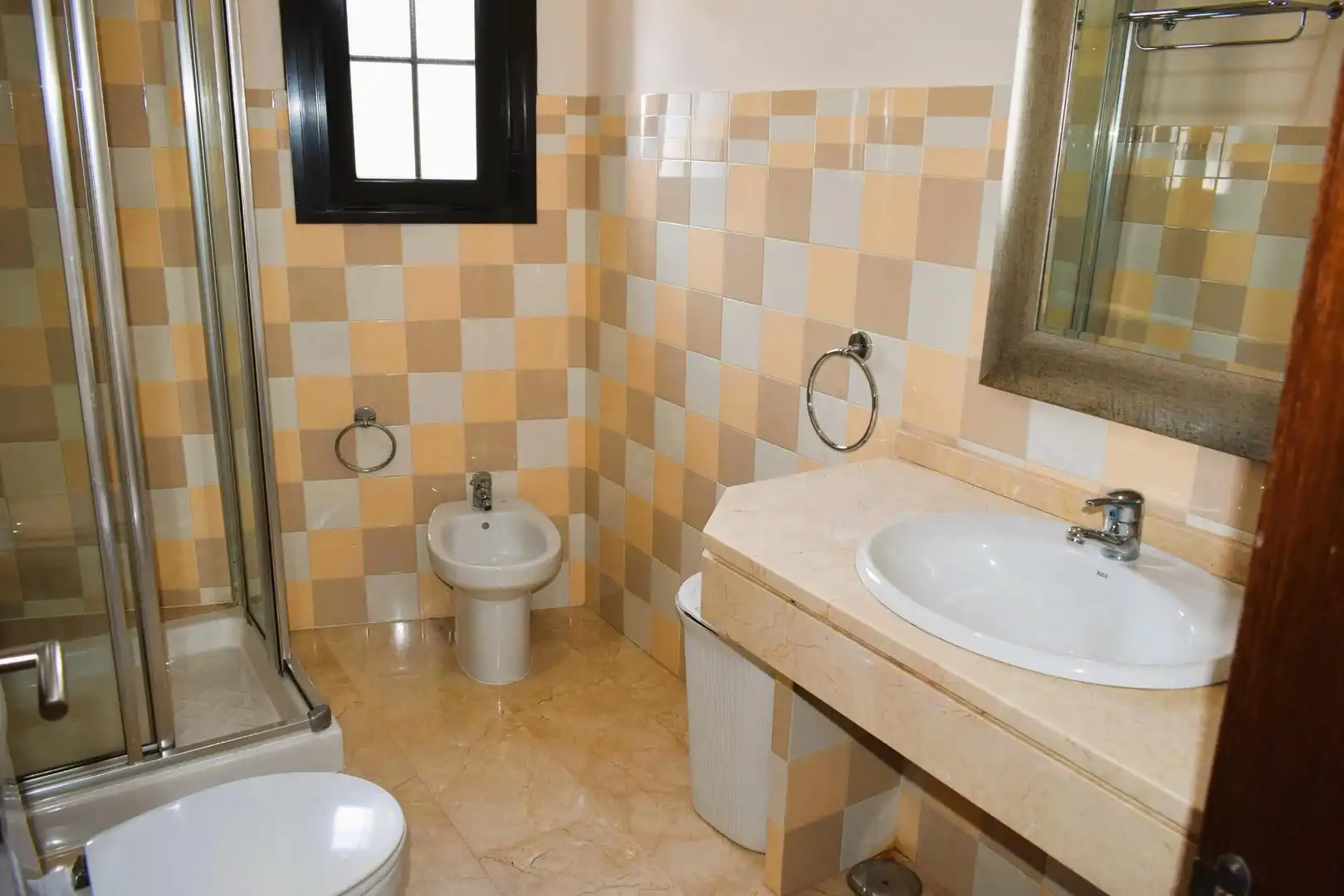 Baño de Edificio en venta en San Bartolomé de la Torre