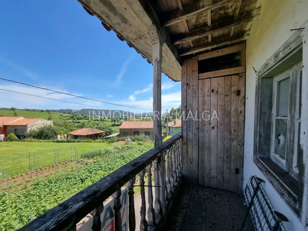 Casa o xalet en venda en Colunga amb Jardí privat