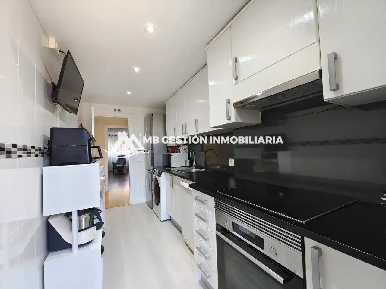 Cocina de Piso en venta en Fuenlabrada con Aire acondicionado, Calefacción y Jardín privado