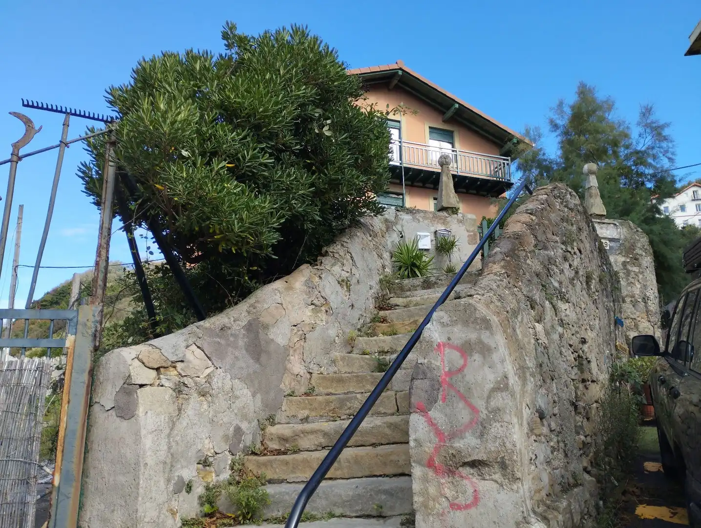 Vista exterior de Pis de lloguer en Donostia - San Sebastián  amb Moblat