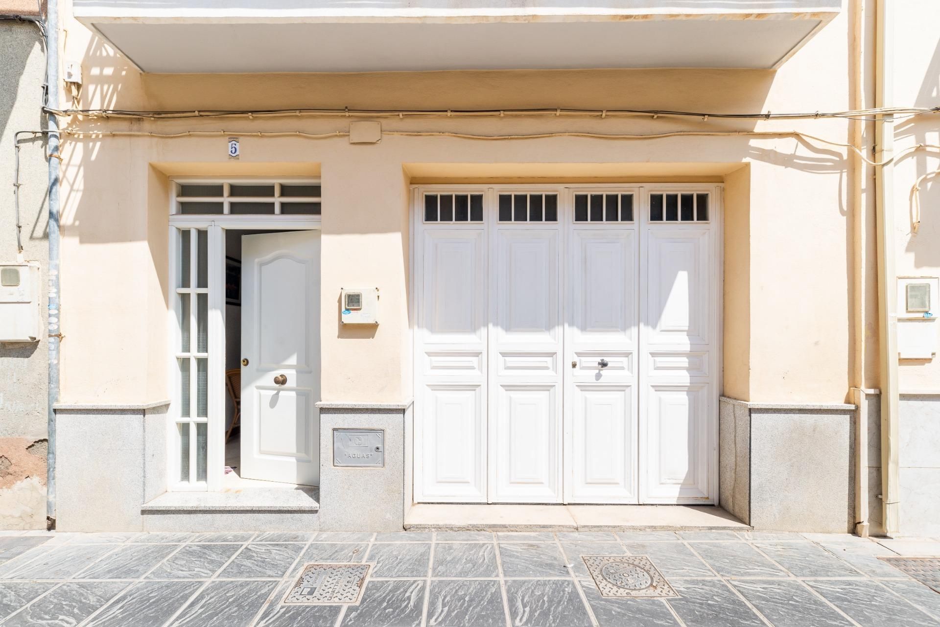 Casa adosada en venda a  HOYO, 5