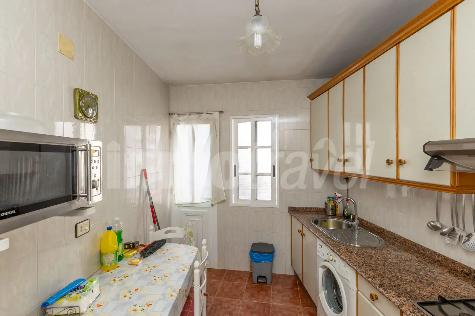 Cuina de Casa adosada en venda en Sanxenxo amb Terrassa, Moblat i Forn