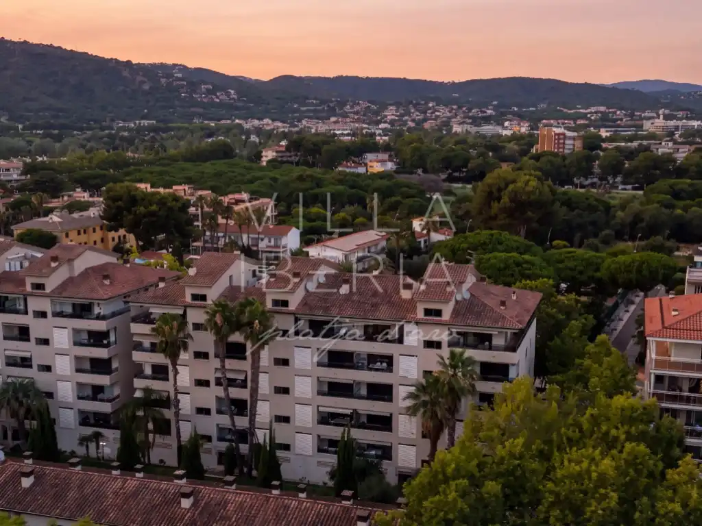 Exterior view of Apartments for sale in Castell d'Aro, Platja d'Aro i s'Agaró  with Air Conditioner, Heating and Terrace