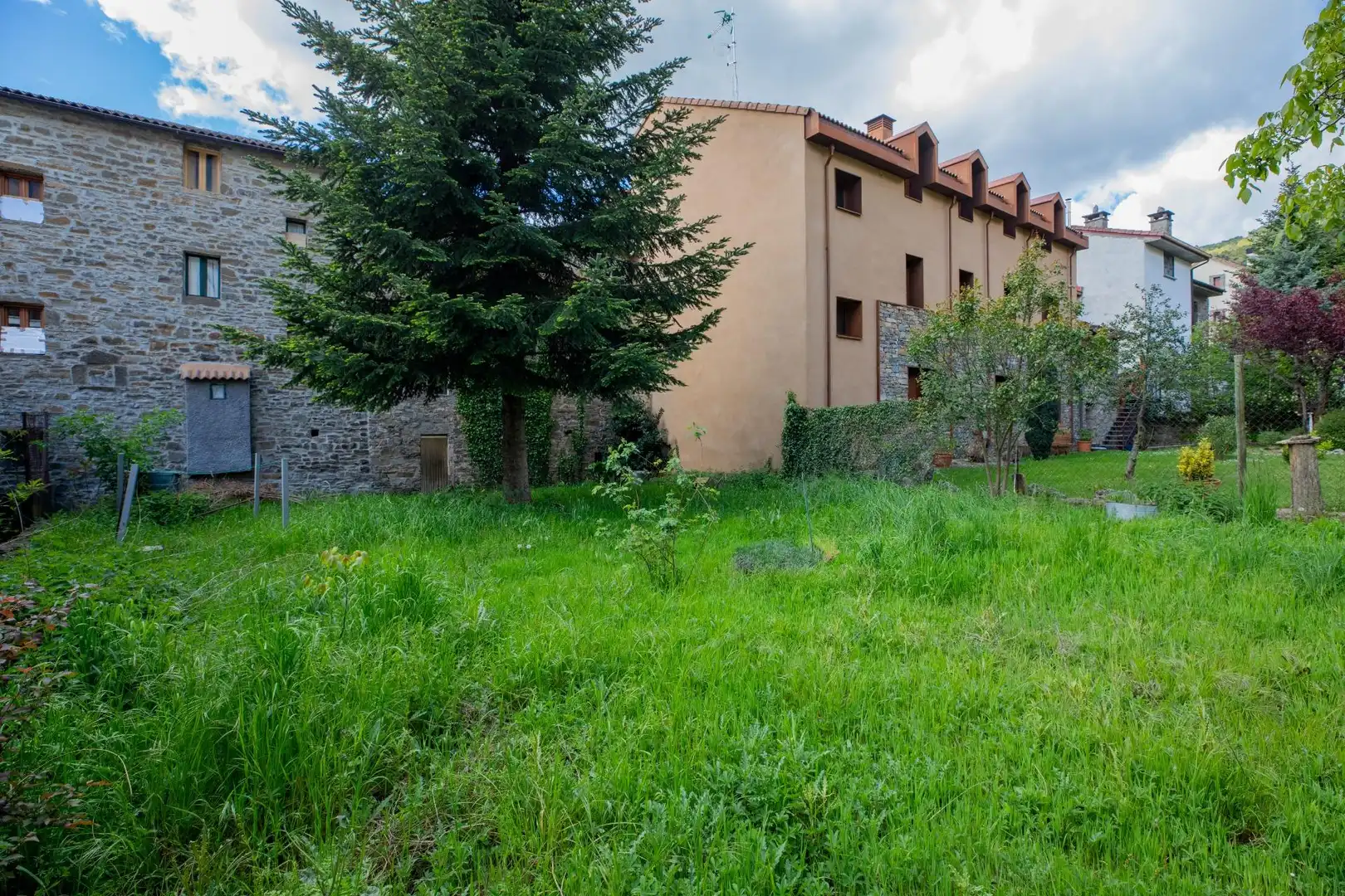 Vista exterior de Finca rústica en venta en Biescas con Calefacción y Jardín privado